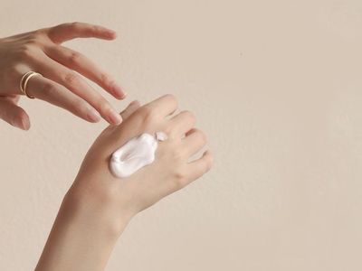 緩解干燥干癢肌，植物精華身體乳應(yīng)季指南